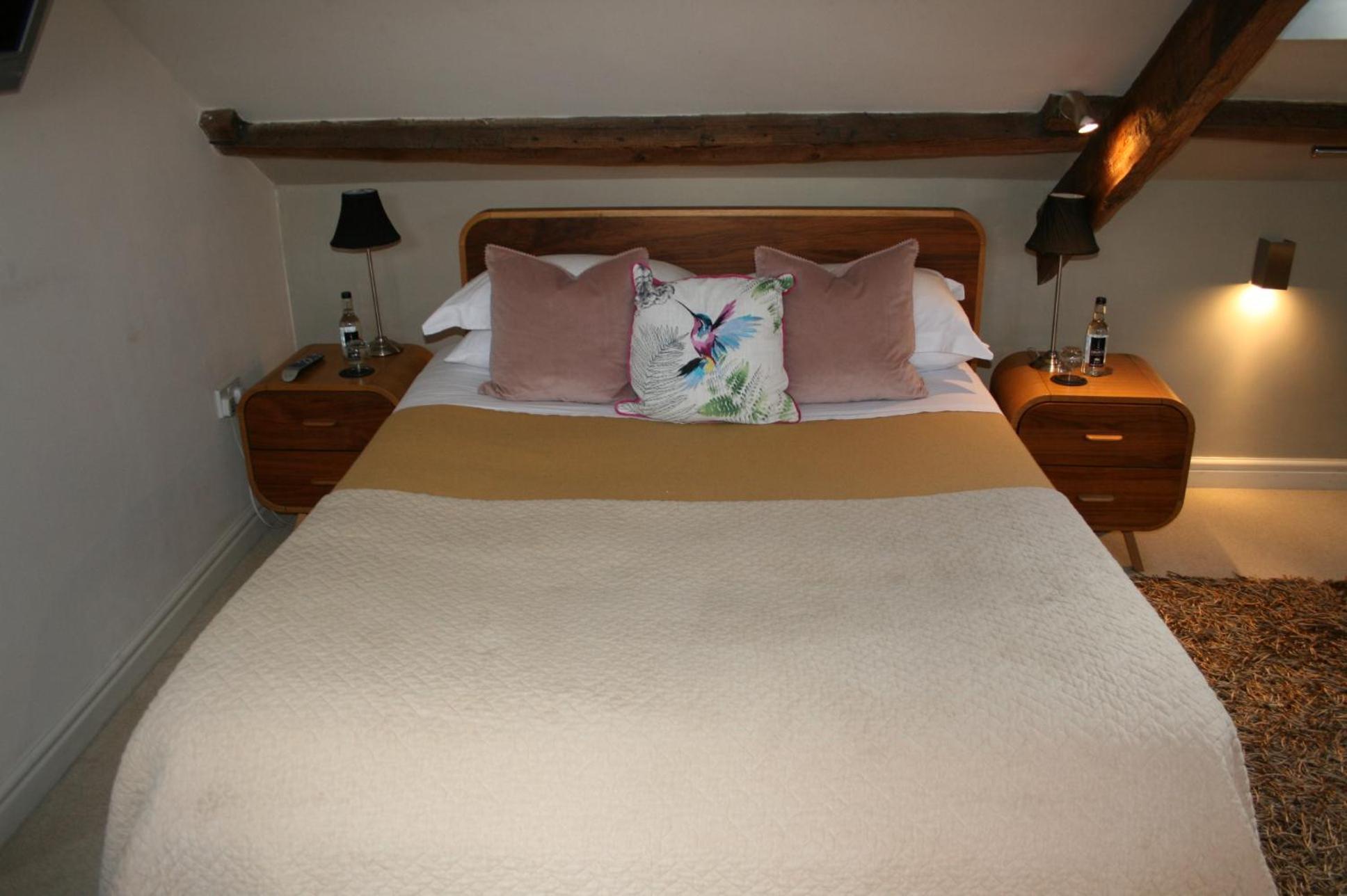 The New White Lion Hotel Llandovery Buitenkant foto